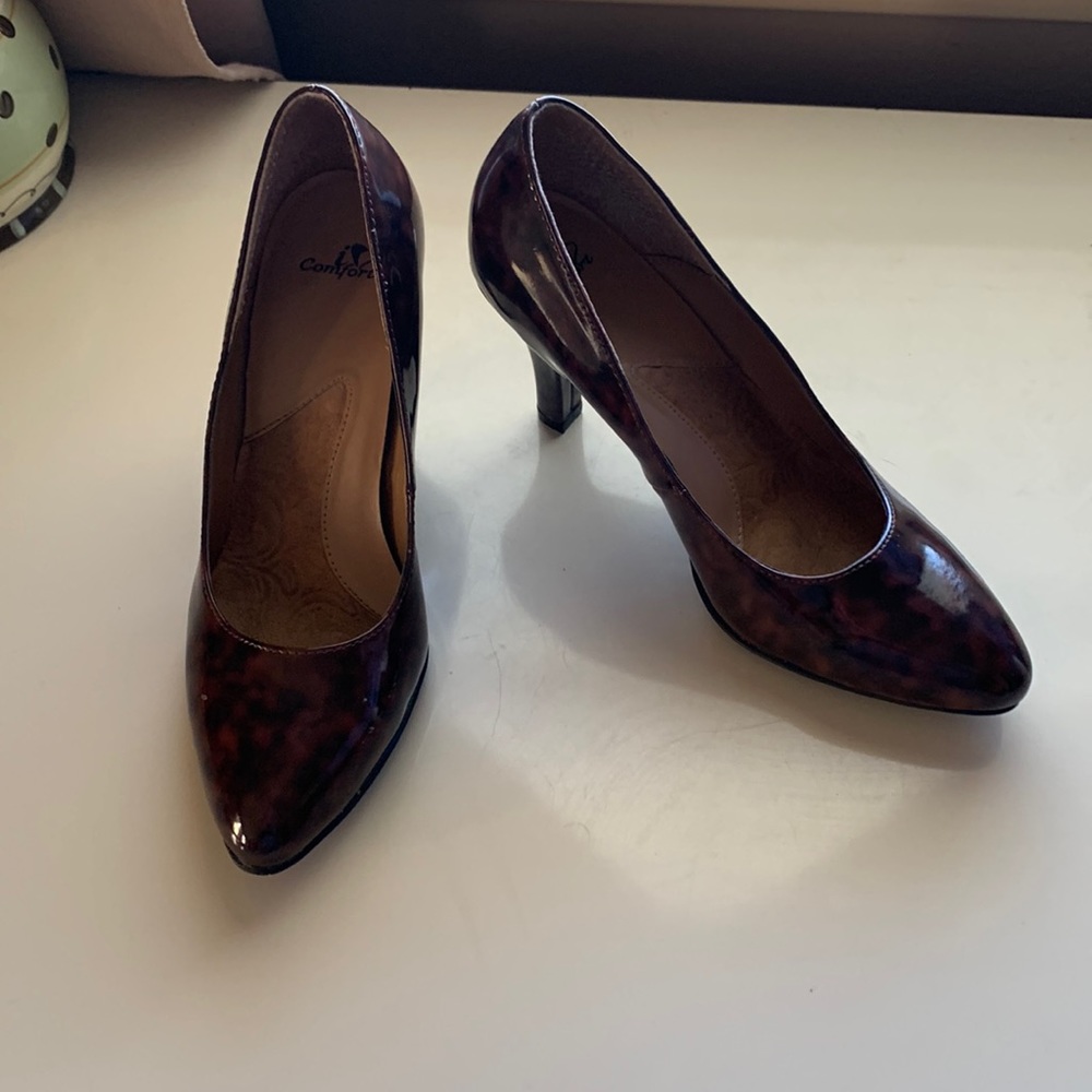Woman’s Sears Comfort Heels 7.5